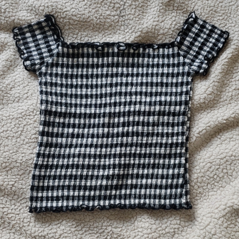 HOLLISTER Pretty top you can wear in two ways